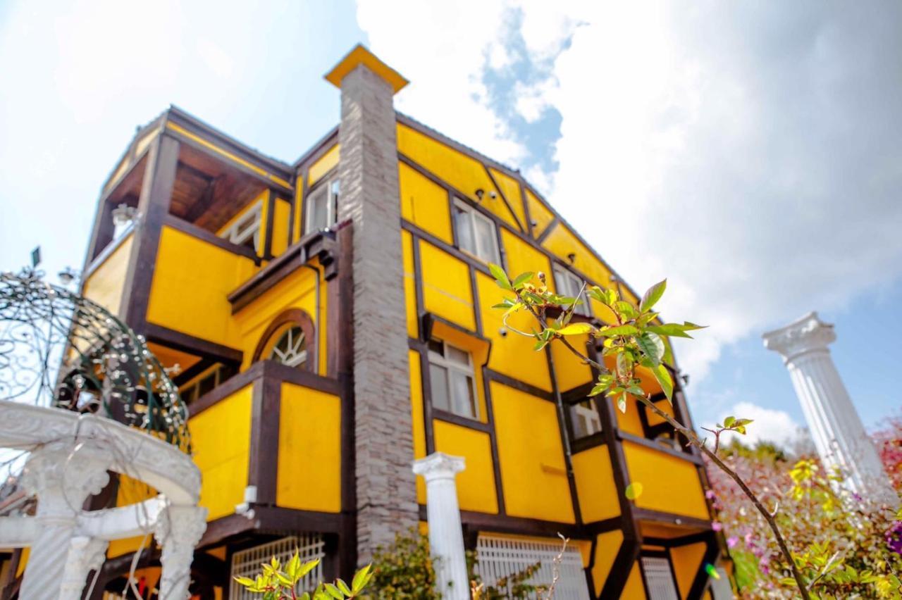 Shepherd'S B&B Renai Exterior photo